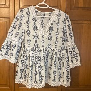 See and Be Seen EUC Peplum Top